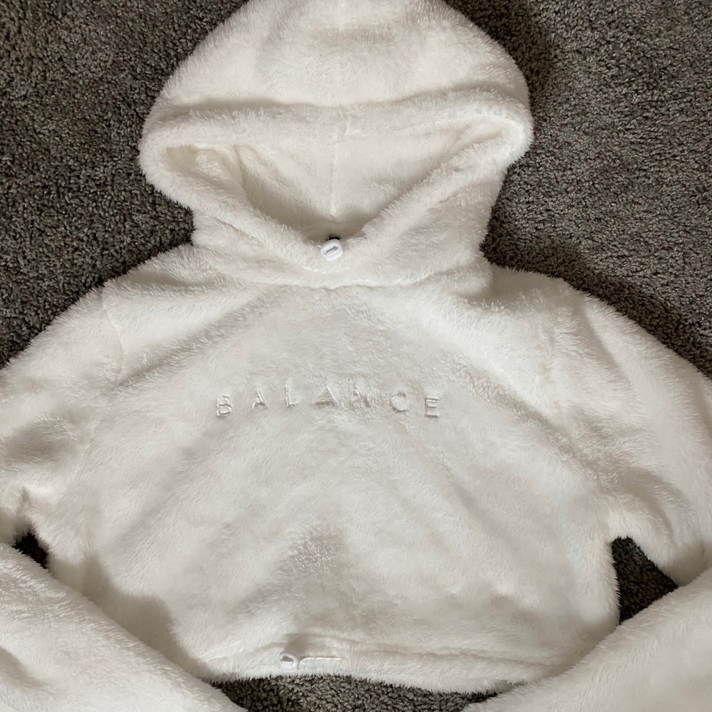 Balance Athletica Women’s Sherpa Hood-Cloud